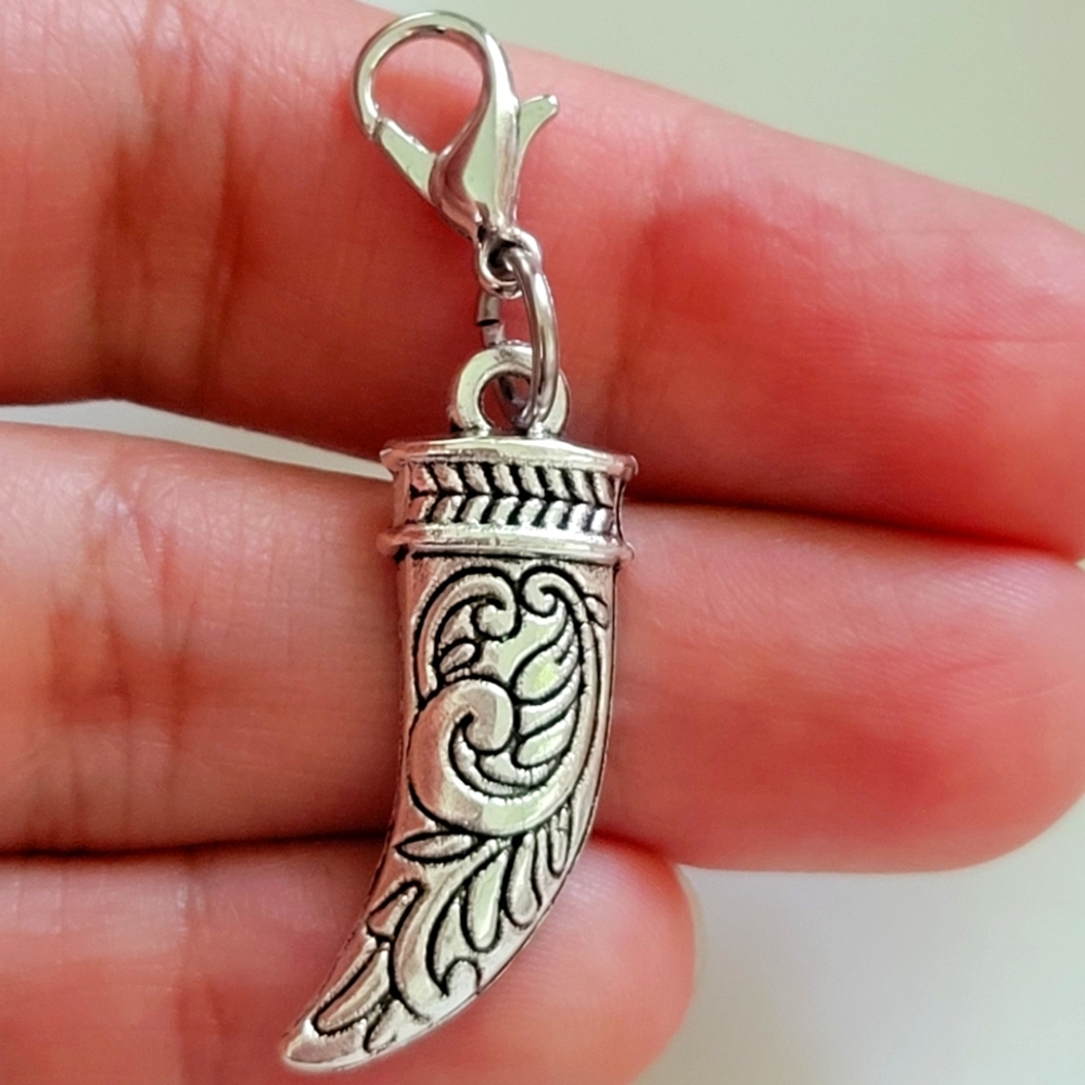 Ornate wolf fang planner charm clipon pull